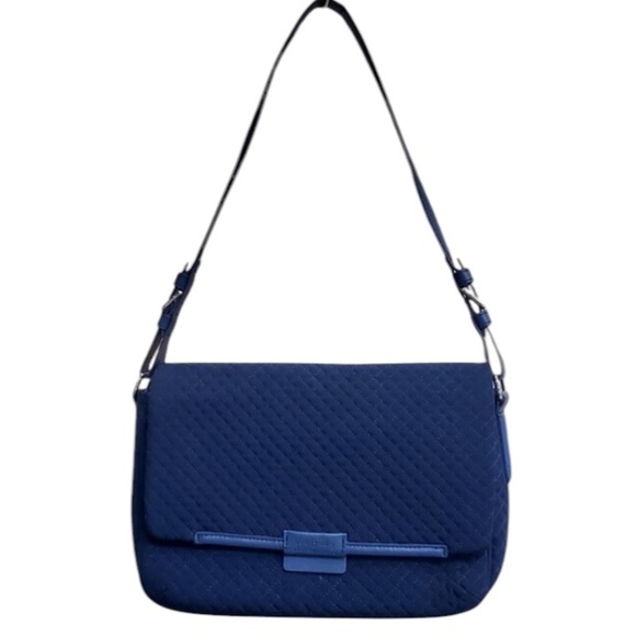 Vera Bradley Handbags - Vera Bradley Quilted Navy Blue Floral Lining Handbag Purse